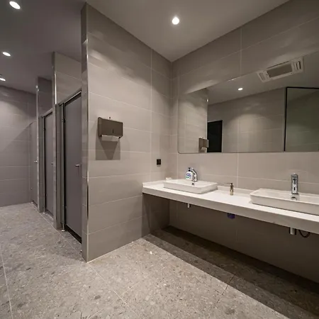 Beyoglu Benesta Residence, 2 Bedroom Duplex No-214 Appartement Istanboel