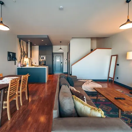 Beyoglu Benesta Residence, 2 Bedroom Duplex No-214 Appartement Istanboel